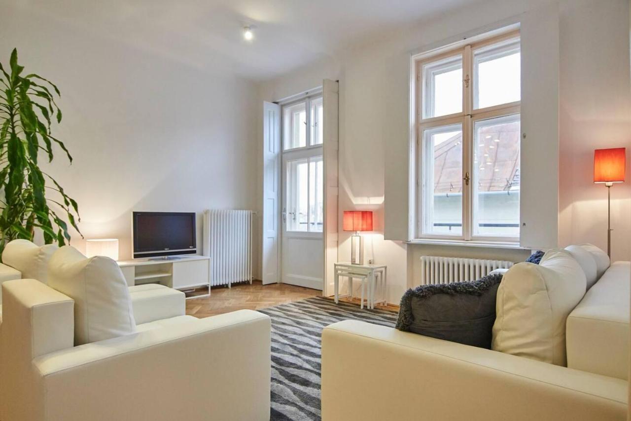 Apartamento Spacious 1 Bed Basilica - With Balcony *
