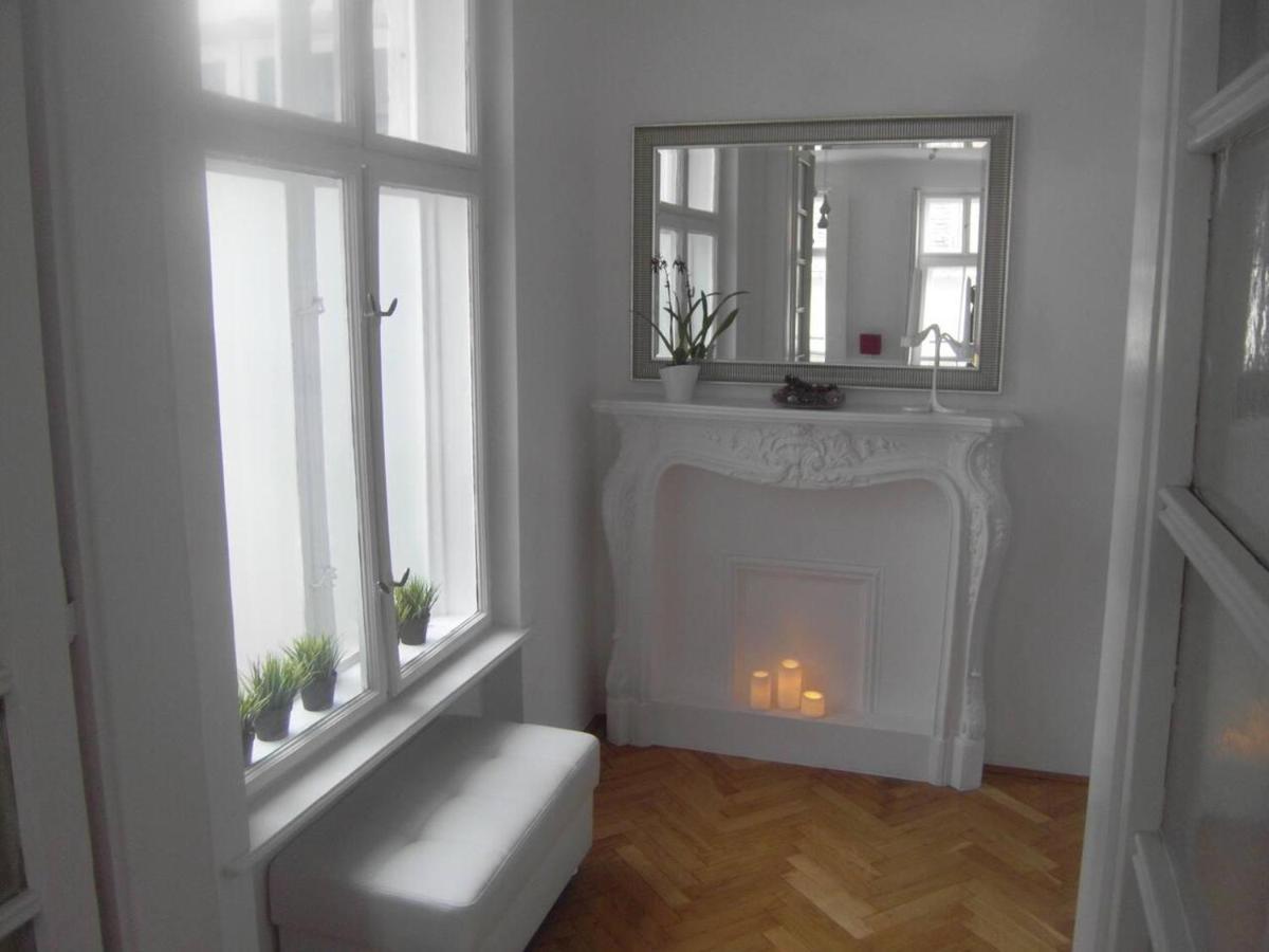 Apartamento Spacious 1 Bed Basilica - With Balcony